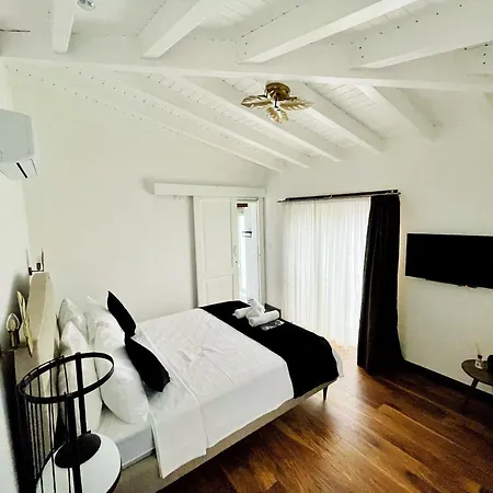 Otel Dora Alaçatı