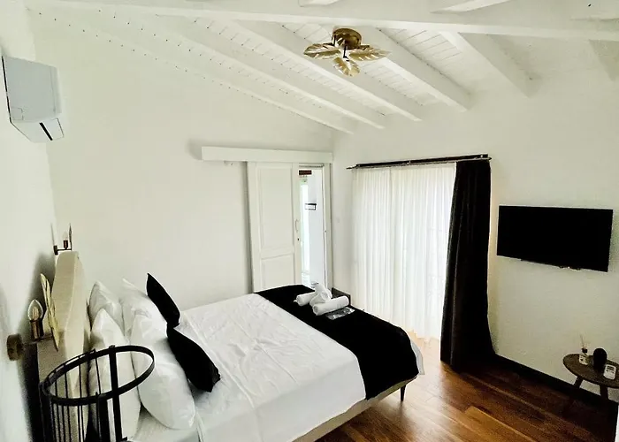 Отель Dora Алачати